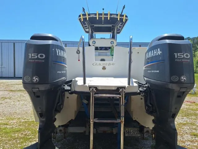 Slide: The Image of Glacier Bay 2640 Canyon Runner 2004 - 6