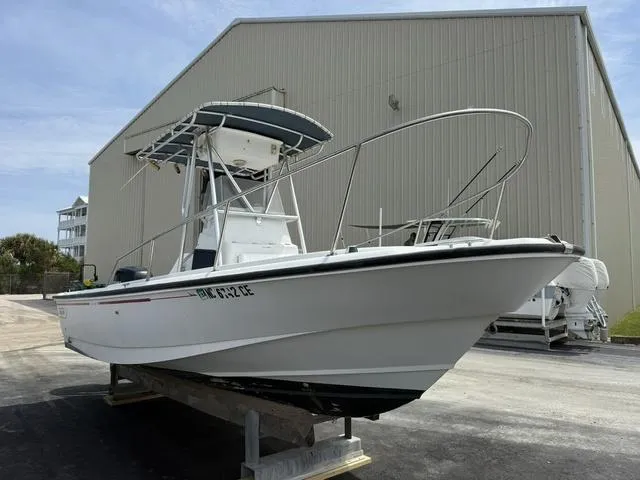 Slide: The Image of Boston Whaler 210 Outrage 1993 - 1