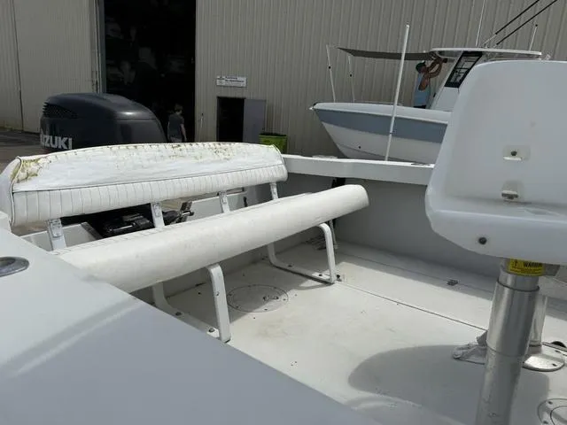 Slide: The Image of Boston Whaler 210 Outrage 1993 - 10