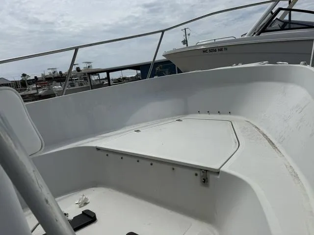 Slide: The Image of Boston Whaler 210 Outrage 1993 - 12