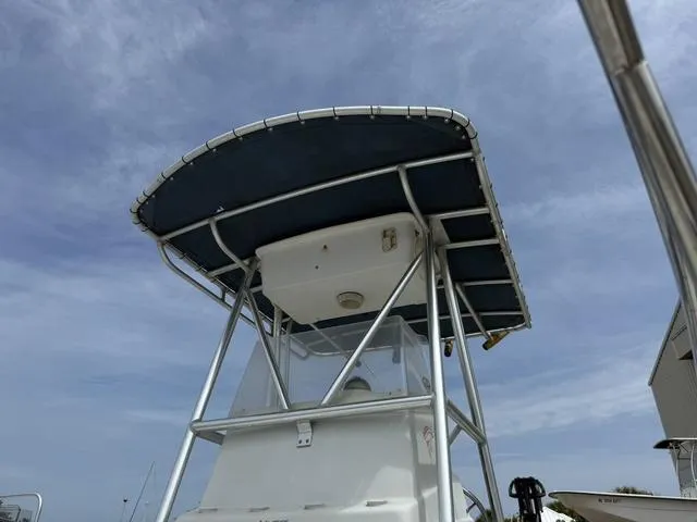 Slide: The Image of Boston Whaler 210 Outrage 1993 - 15