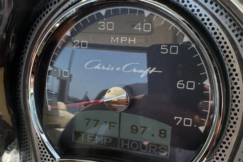 Slide: The Image of Chris-Craft Launch 31 GT 2020 - 108