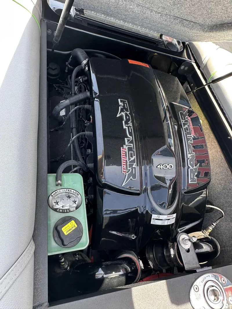 Slide: The Image of 2024 Sanger V215 S boat engine, Raptor 400, super ultra-low emissions. - 17