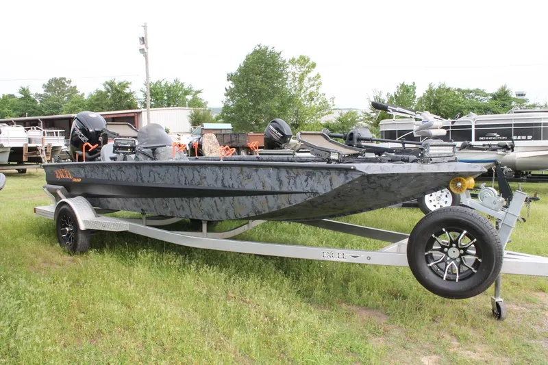 Slide: The Image of Excel Stalker Side Console 1960 2025 - 19