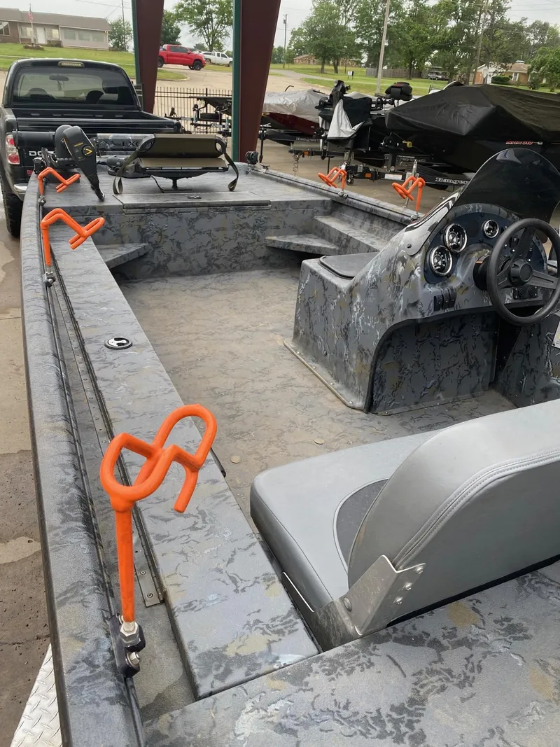 Slide: The Image of Excel Stalker Side Console 1960 2025 - 23