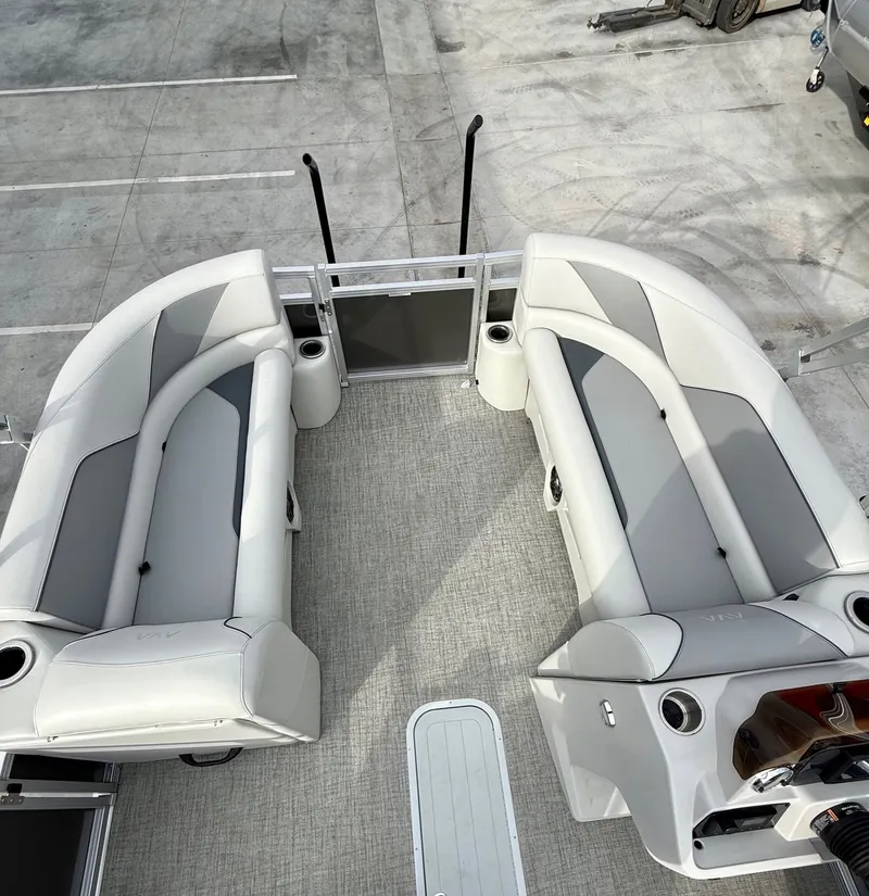 Slide: The Image of Avalon Venture 85 - 23 FT Quad Lounger w/ 150HP Mercury! 2025 - 18