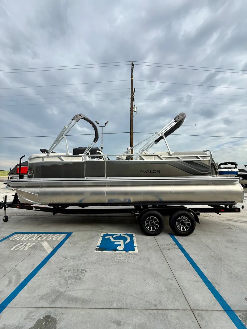 Slide: The Image of Avalon Venture 85 - 23 FT Quad Lounger w/ 150HP Mercury! 2025 - 4