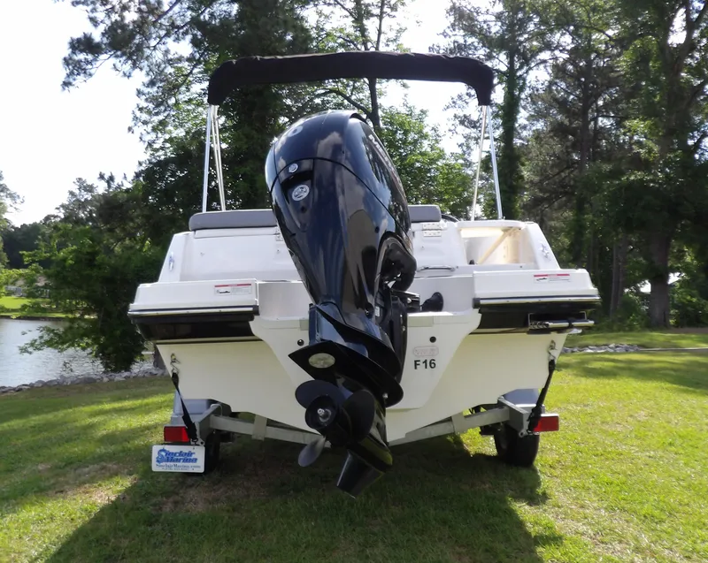 Slide: The Image of Bayliner VR5OB 2024 - 3