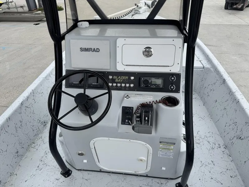 Slide: The Image of Blazer Bay Boat 2170 2014 - 10