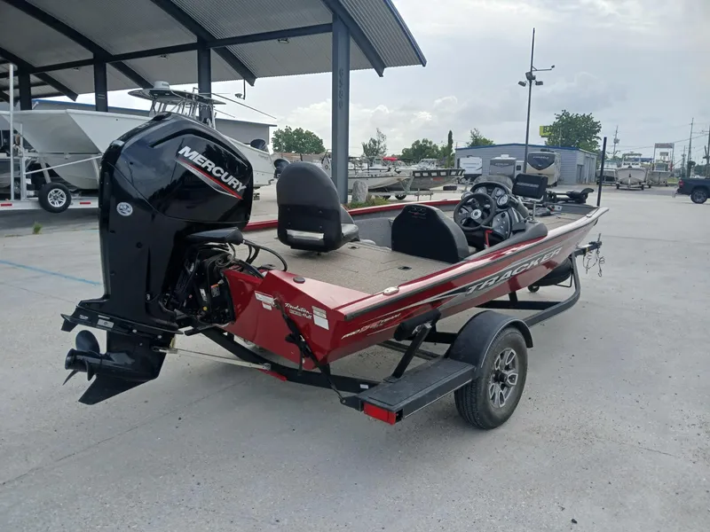 Slide: The Image of Tracker Pro Team 175 2022 - 9