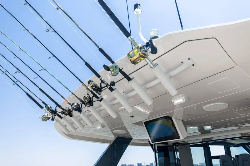 Slide: The Image of Scout 670 LXS 2026 - 15