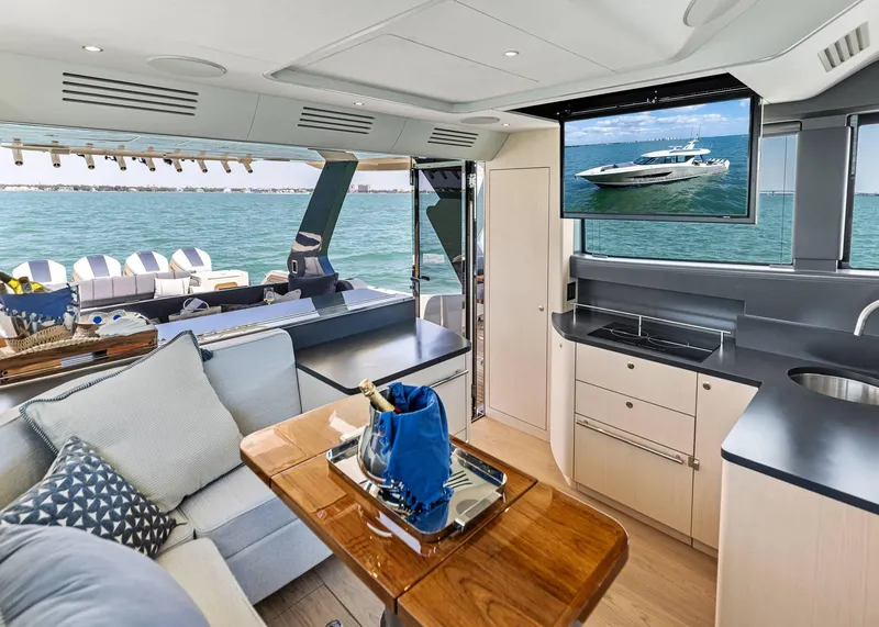 Slide: The Image of Scout 670 LXS 2026 - 29