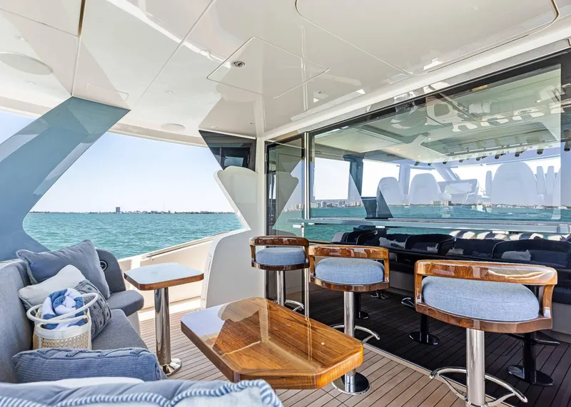 Slide: The Image of Scout 670 LXS 2026 - 33