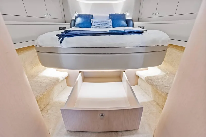 Slide: The Image of Scout 670 LXS 2026 - 48