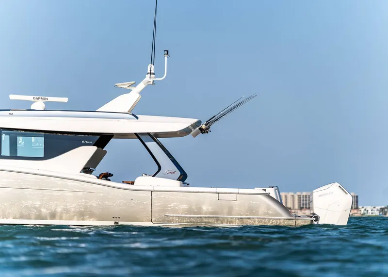 Slide: The Image of Scout 670 LXS 2026 - 5