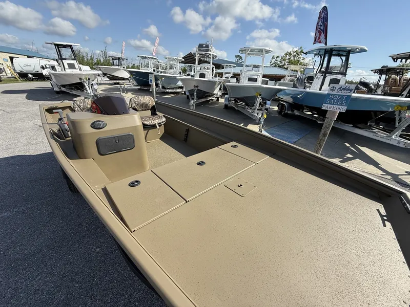 Slide: The Image of G3 Gator Tough 17 SC 2025 - 6