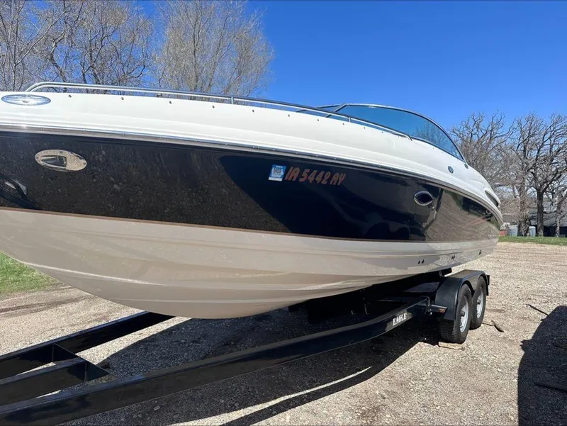 Slide: The Image of Chaparral 260 SSi 2004 - 7