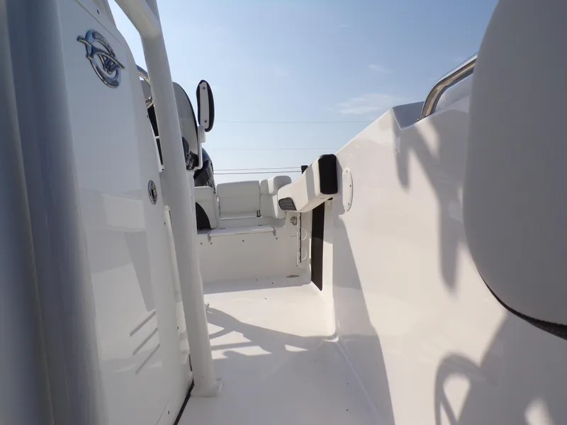 Slide: The Image of Tidewater 220 LXF 2025 - 18