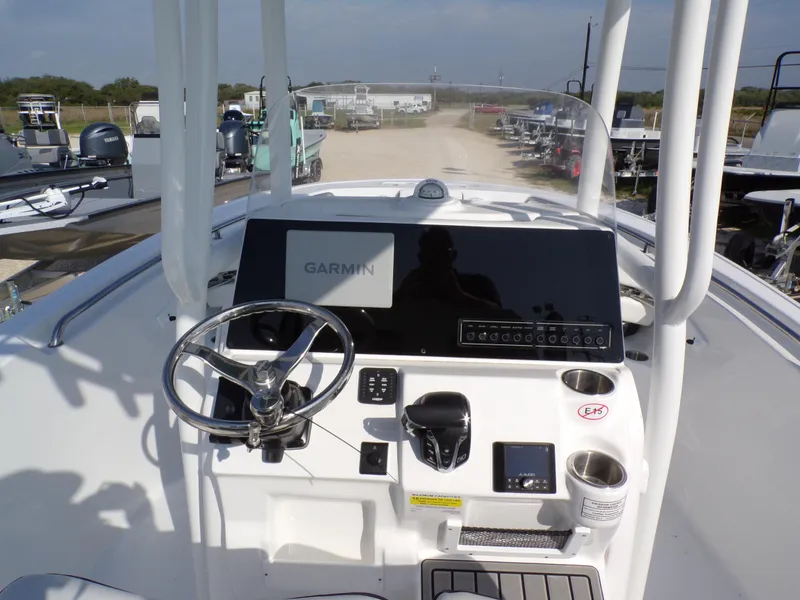 Slide: The Image of Tidewater 220 LXF 2025 - 27