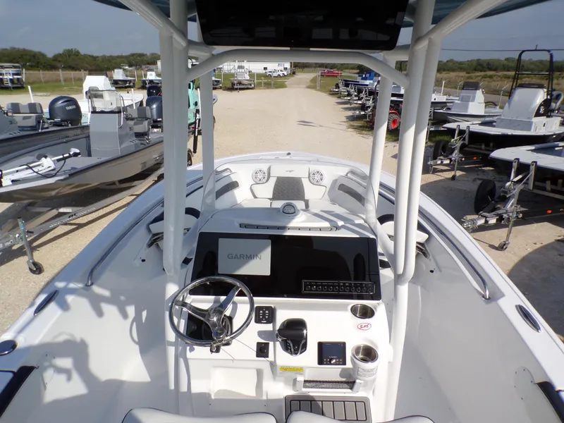 Slide: The Image of Tidewater 220 LXF 2025 - 29