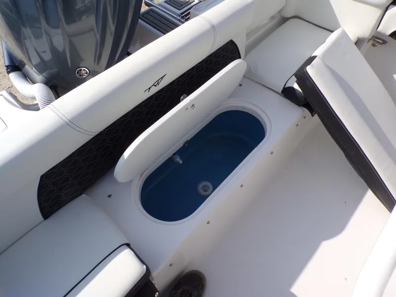 Slide: The Image of Tidewater 220 LXF 2025 - 30