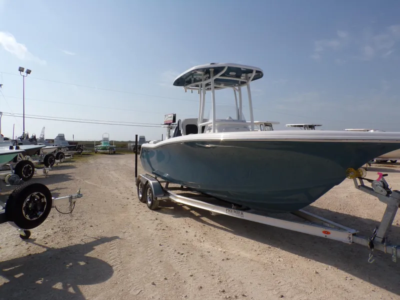 Slide: The Image of Tidewater 220 LXF 2025 - 7