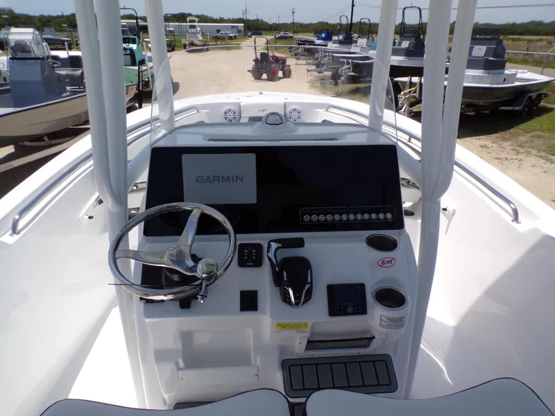 Slide: The Image of Tidewater 220 LXF 2025 - 24