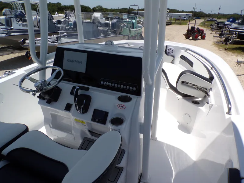 Slide: The Image of Tidewater 220 LXF 2025 - 26