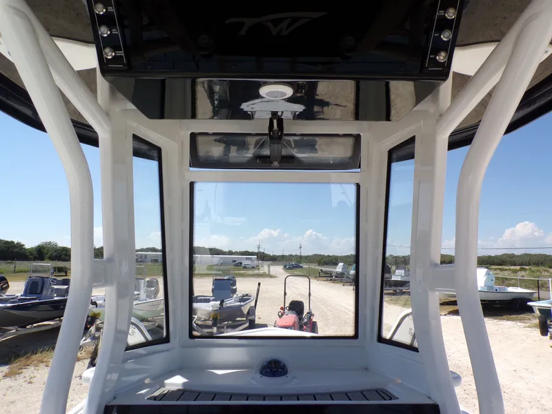 Slide: The Image of Tidewater 2500 Carolina Bay 2025 - 29