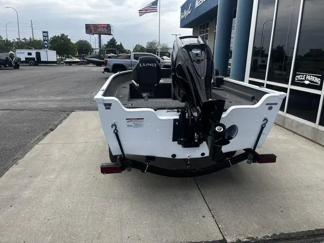 Slide: The Image of Lund 1650 Angler SS 2025 - 11