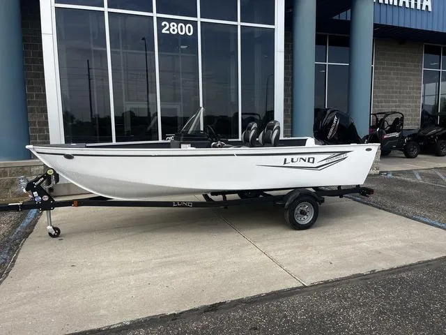 Slide: The Image of Lund 1650 Angler SS 2025 - 2