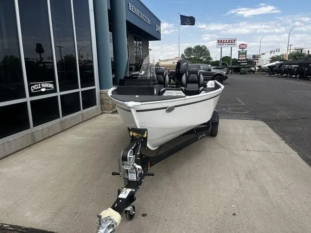 Slide: The Image of Lund 1650 Angler SS 2025 - 6