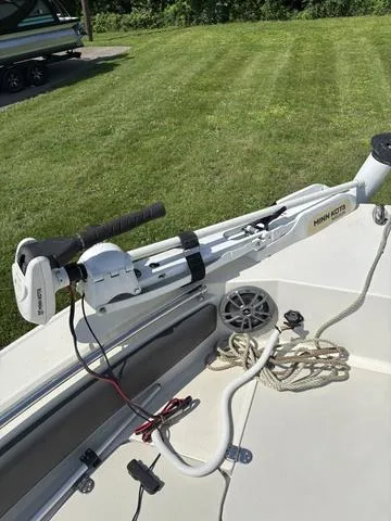 Slide: The Image of Stingray 236CC 2018 - 19