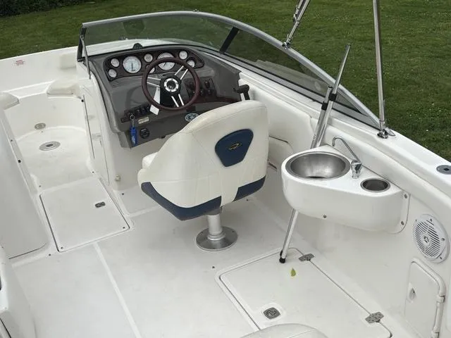 Slide: The Image of Regal 2120 Destiny 2007 - 8