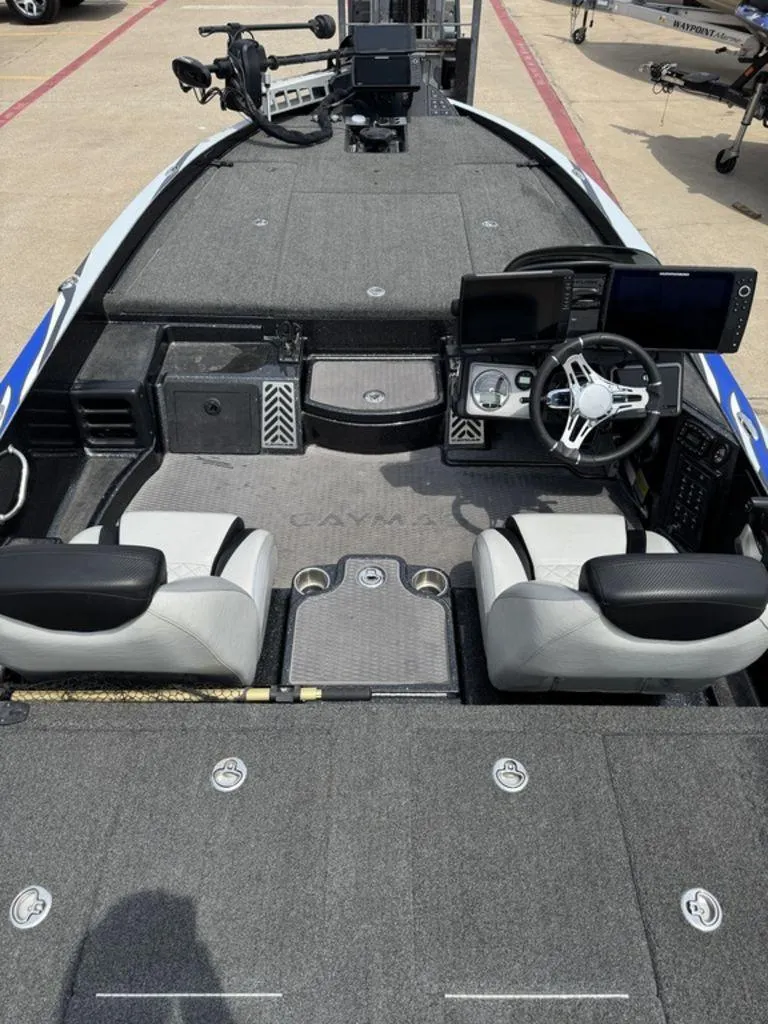 Slide: The Image of Caymas CX 20 2023 - 5