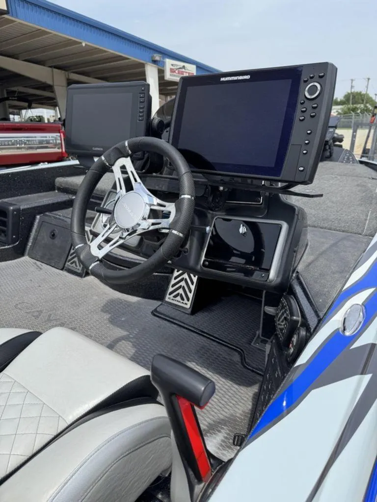 Slide: The Image of Caymas CX 20 2023 - 8