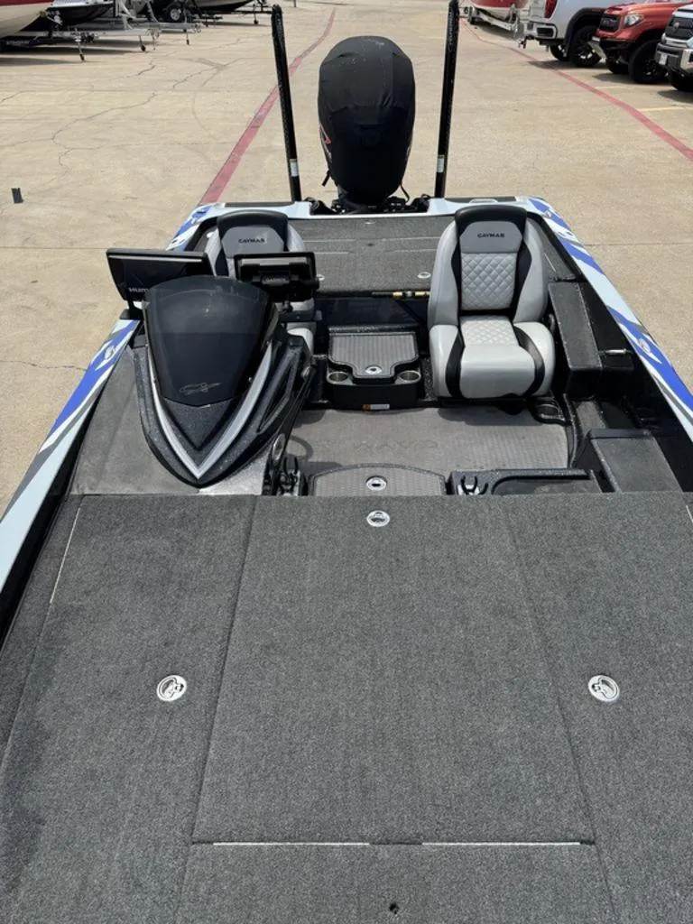 Slide: The Image of Caymas CX 20 2023 - 9