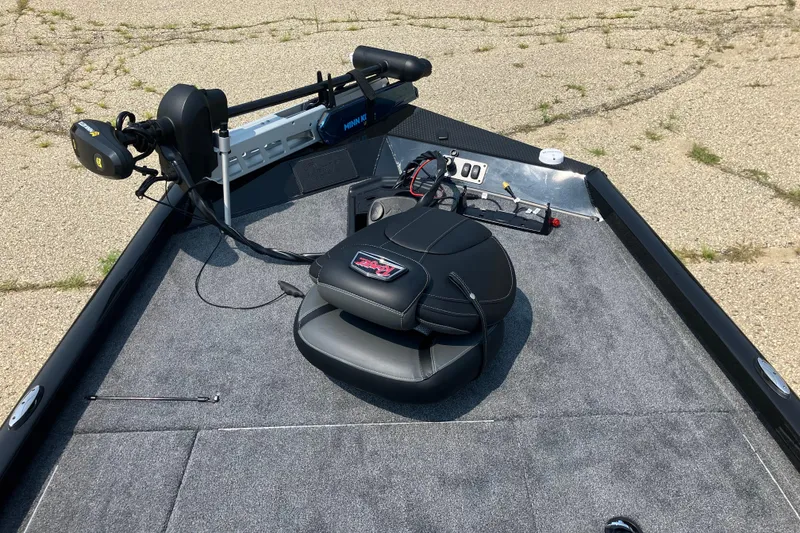 Slide: The Image of 2025 Ranger RT178 boat deck with seat and trolling motor. - 6