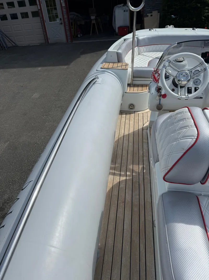 Slide: The Image of 2015 Castoldi 21 Diesel Jet Tender with sleek design and wooden deck. - 10