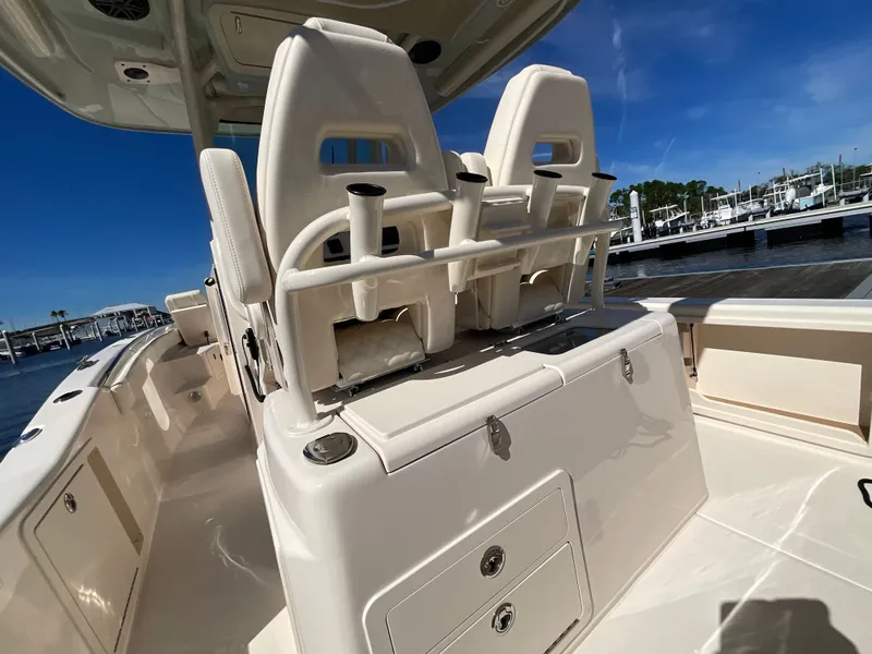 Slide: The Image of Grady-White 281 Coastal Explorer 2026 - 20