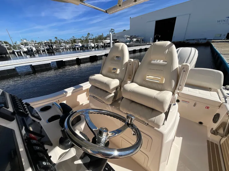 Slide: The Image of Grady-White 281 Coastal Explorer 2026 - 21