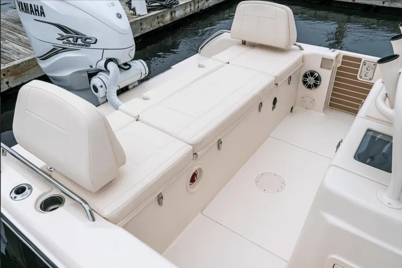 Slide: The Image of Grady-White 281 Coastal Explorer 2026 - 6