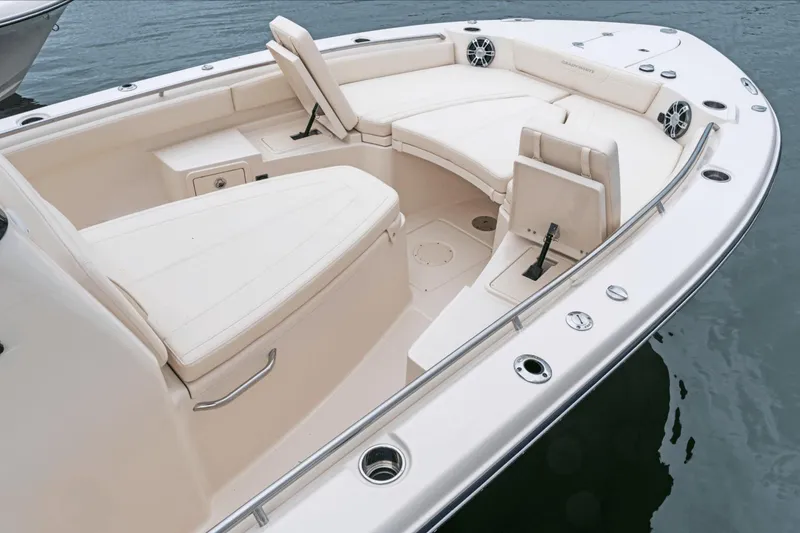 Slide: The Image of Grady-White 281 Coastal Explorer 2026 - 9