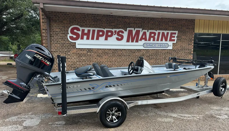 The Image of 2025 Xpress H18 boat at Shipp's Marine dealership with Yamaha engine. - 0