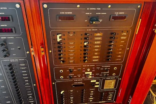 Slide: The Image of Electrical control panel on a 2003 Lyman-Morse Wesmac Sportfish Cruiser. - 17