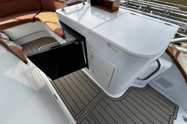 Slide: The Image of Lyman-Morse Wesmac Sportfish Cruiser 2003 - 54