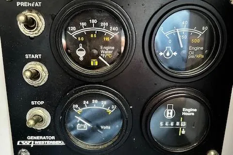 Slide: The Image of Lyman-Morse Wesmac Sportfish Cruiser 2003 - 62