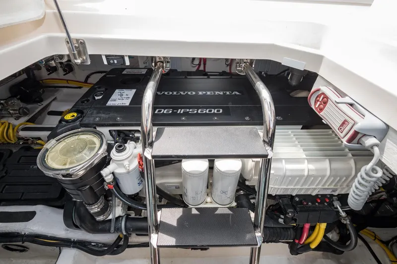 Slide: The Image of Sabre 43 Salon Express 2024 - 66