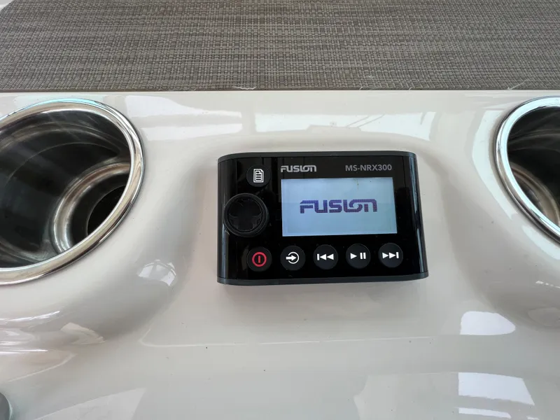 Slide: The Image of Grady-White Freedom 375 2020 - 75