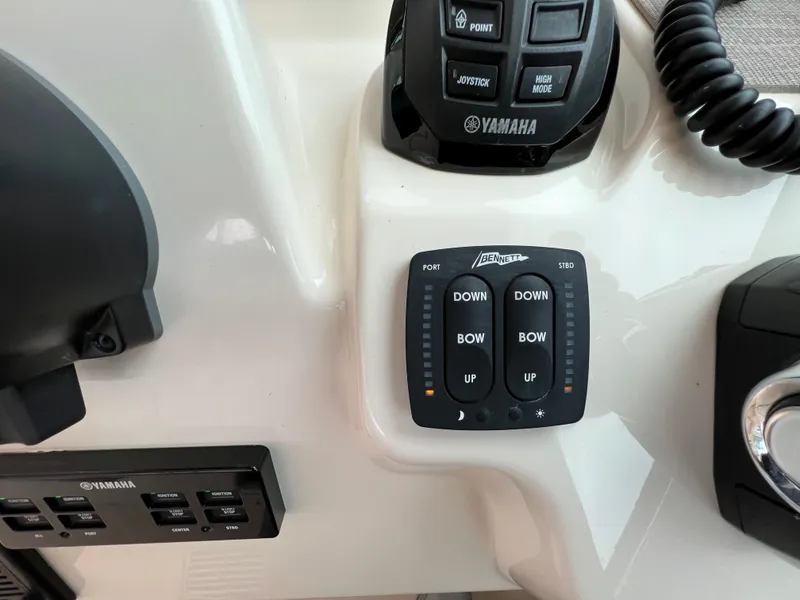 Slide: The Image of Grady-White Freedom 375 2020 - 76